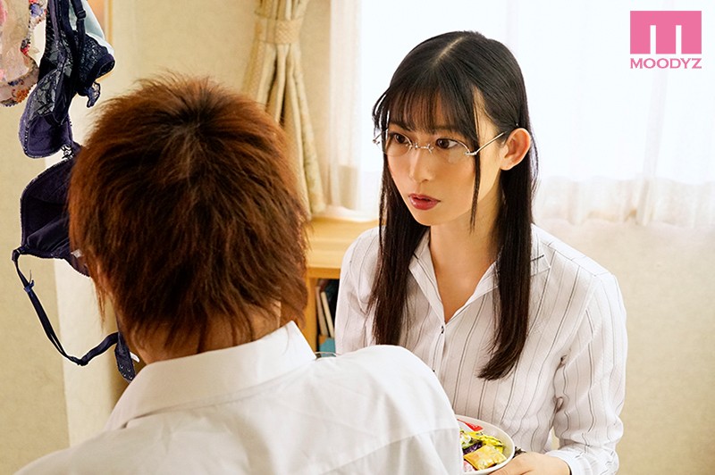 MIAA-083 黑川堇优秀作品鉴赏之 内裤失踪的谜题……