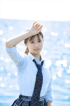 万千宠爱 美少女久留木玲下海